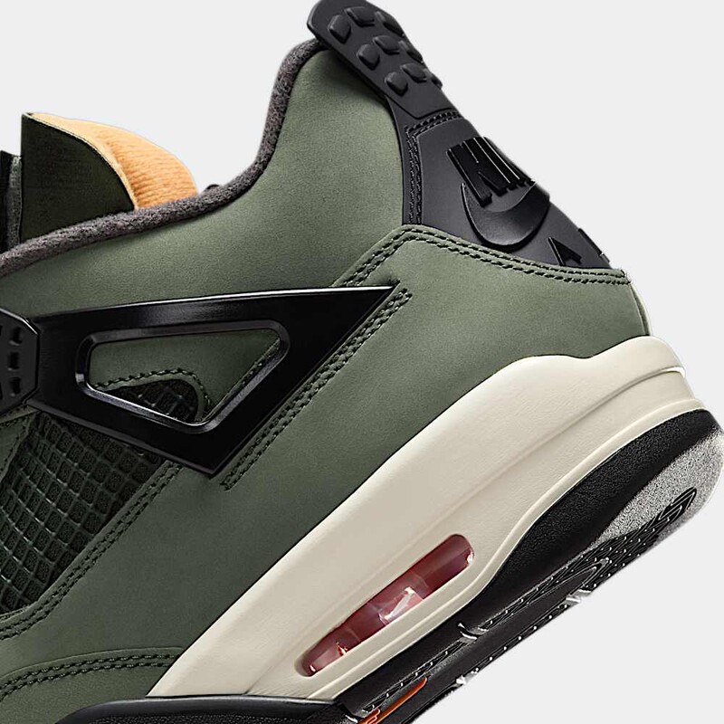 Undefeated x Air Jordan 4 OG | IB1519-200