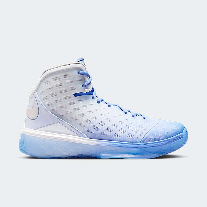 Nike Kobe 3 Protro "Christmas" | IQ5338-400