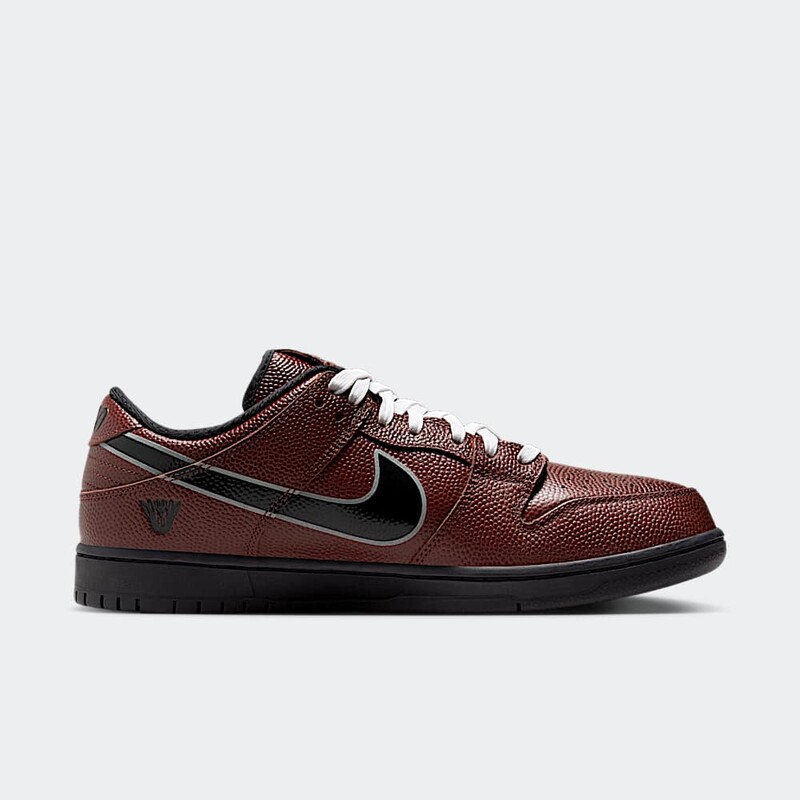 Limosine Skateboards x Nike SB Dunk Low | HJ4131-200