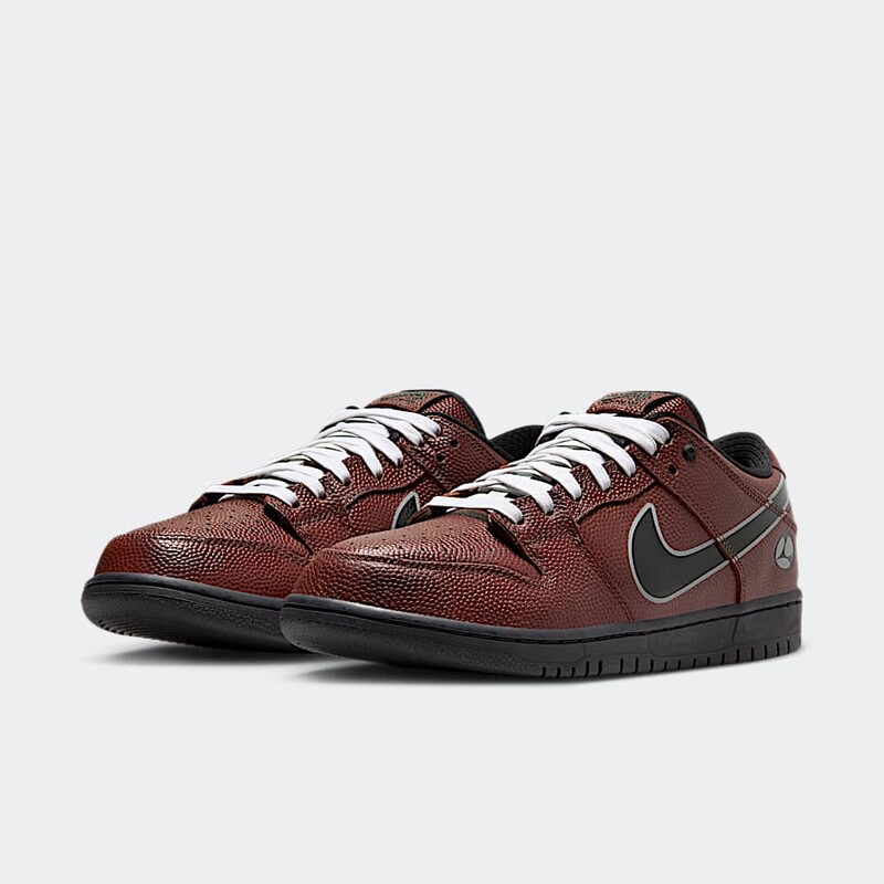 Limosine Skateboards x Nike SB Dunk Low | HJ4131-200