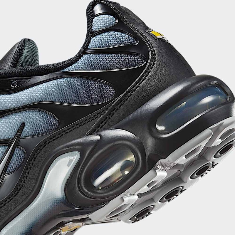 Nike Air Max Plus SE "Black/Wolf Grey" | IO0657-001