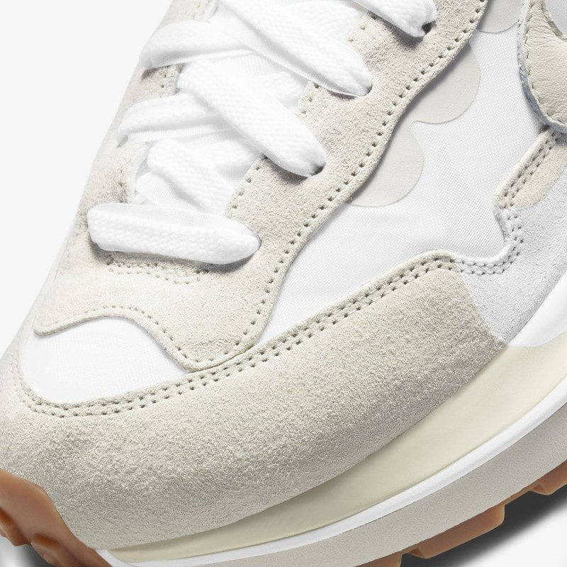 Sacai x Nike VaporWaffle Sail Gum | DD1875-100