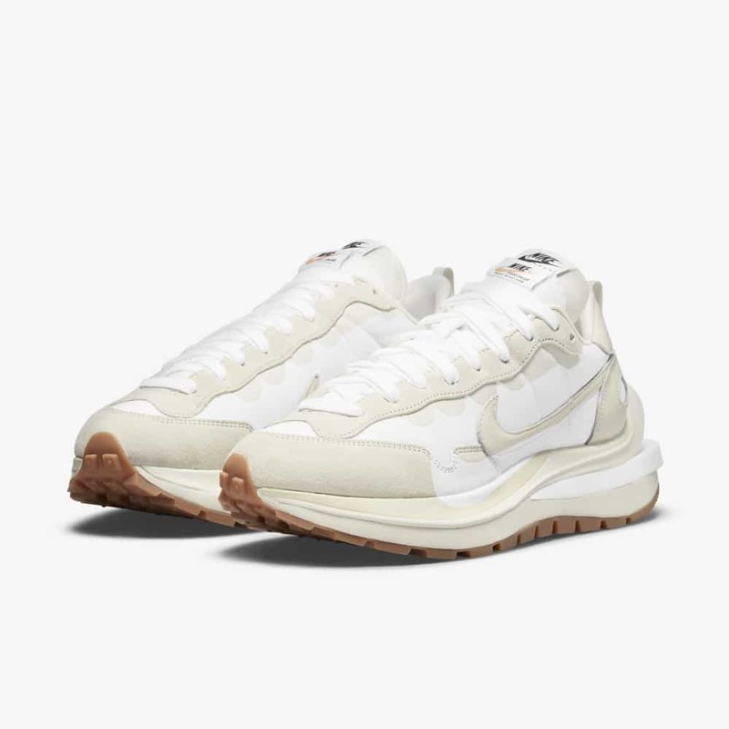 Sacai x Nike VaporWaffle Sail Gum | DD1875-100