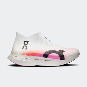 On Cloudboom Strike LS "White/Raspberry" | 3UE30012926 On Cloudboom Strike LS "White/Raspberry" | 3UE30012926