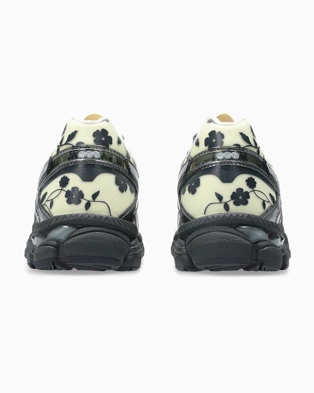 Cecilie Bahnsen x Asics Gel-Cumulus 16 "Floral Pack Ivory" | 1203A762-750