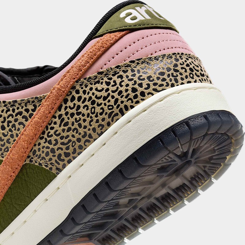 Arts-Rec x Nike SB Dunk Low | IH3211-200