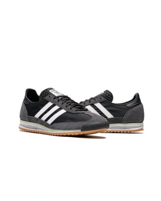 adidas SL 72 OG "Core Black" | JH7390 adidas SL 72 OG "Core Black" | JH7390