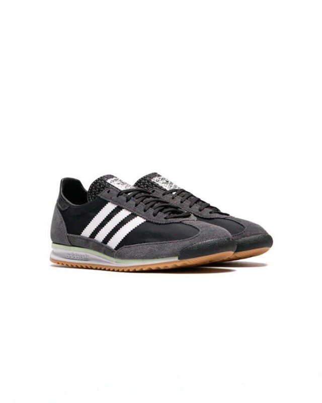 adidas SL 72 OG "Core Black" | JH7390 adidas SL 72 OG "Core Black" | JH7390