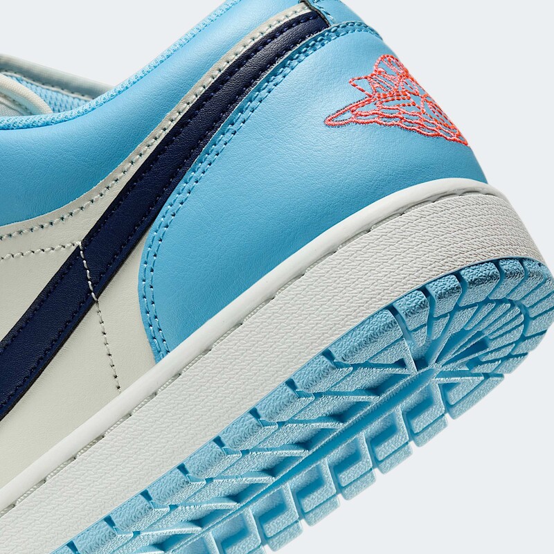 Air Jordan 1 Low "Blue Chill" | 553558-149