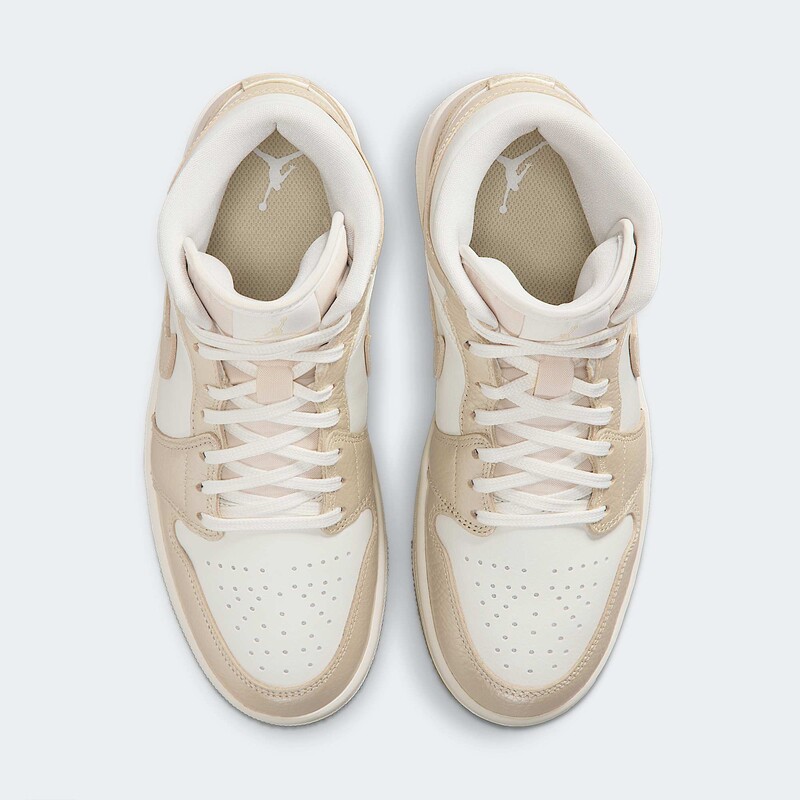 Air Jordan 1 Mid "Metallic Team Gold" | HV5159-100