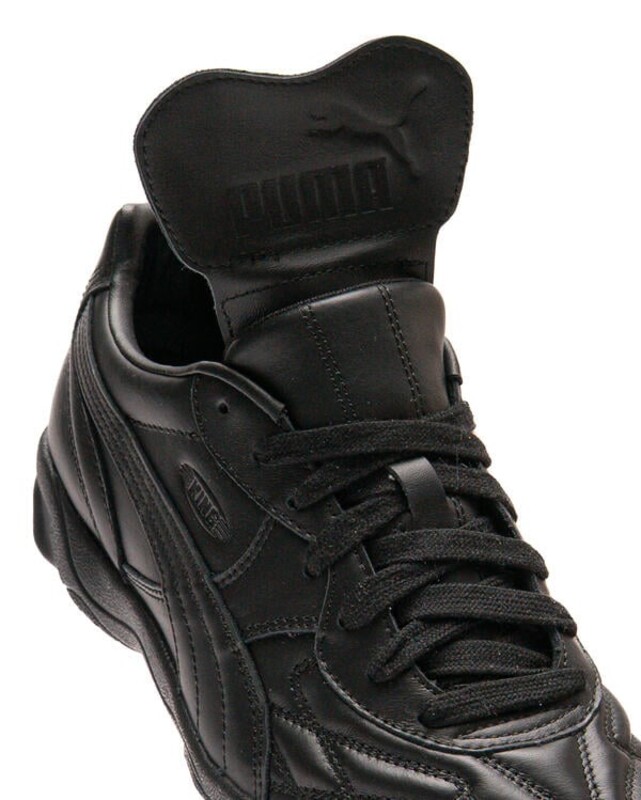 Lack of Guidance x PUMA King Indoor "Black" | 404083-01