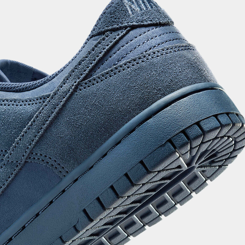 Nike Dunk Low SE "Diffused Blue" | IB6651-400
