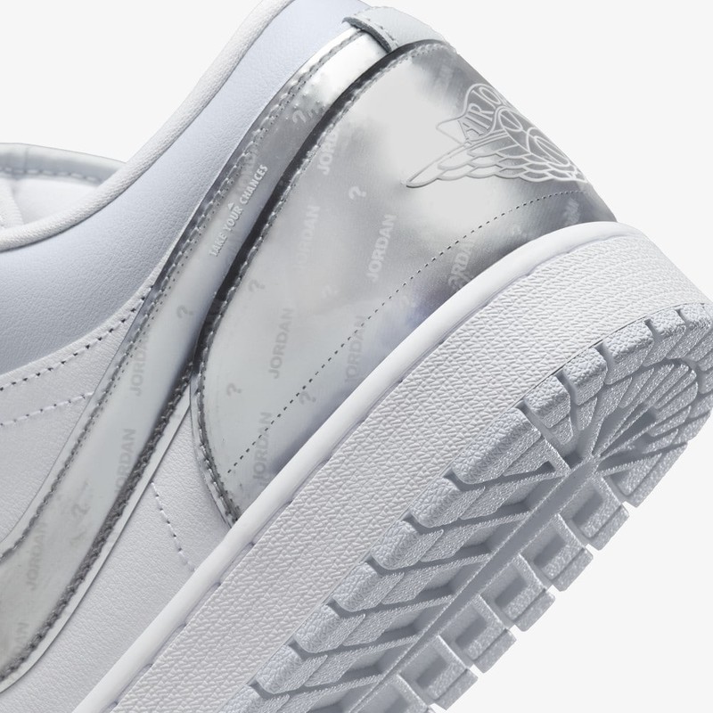 Air Jordan 1 Low SE Tear Away Grey | DX6070-101