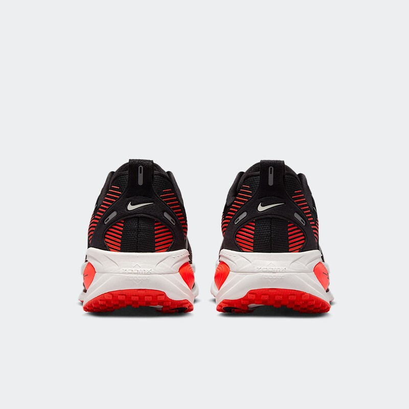 Nike Vomero 18 "Bright Crimson" | HM6803-008