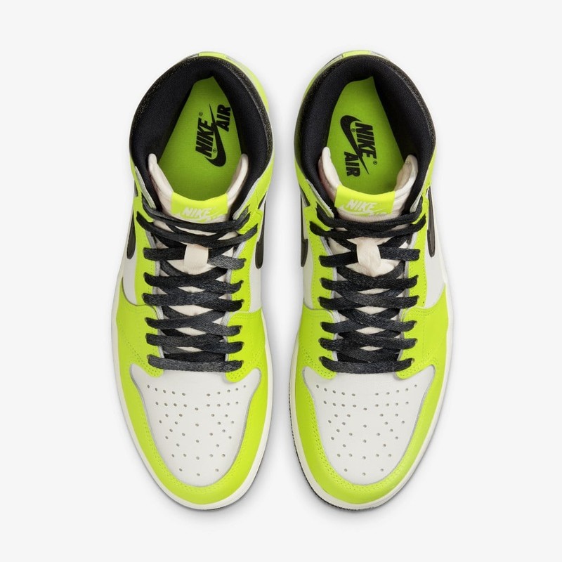 Air Jordan 1 High OG Visionaire | 555088-702