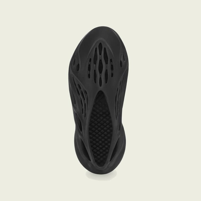 adidas Yeezy Foam Runner "Onyx" | HP8739