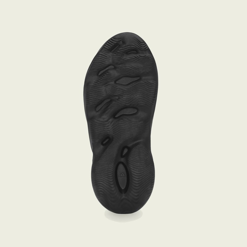 adidas Yeezy Foam Runner "Onyx" | HP8739