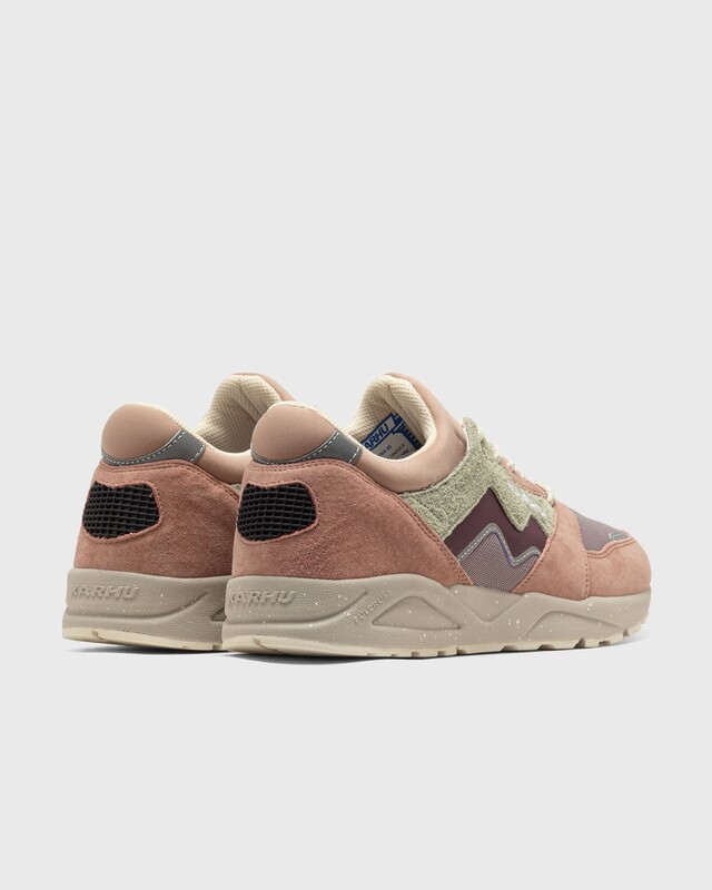 Karhu Aria 95 "Warm Taupe" | F803131 Karhu Aria 95 "Warm Taupe" | F803131