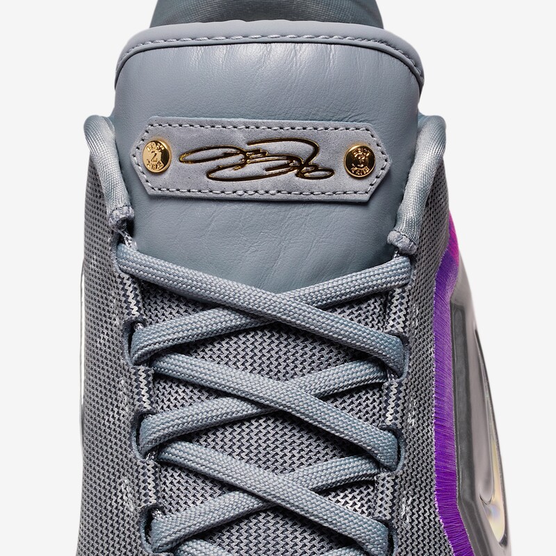 Nike LeBron 23 "Bubble Boy" | IF0694-002 Nike LeBron 23 "Bubble Boy" | IF0694-002