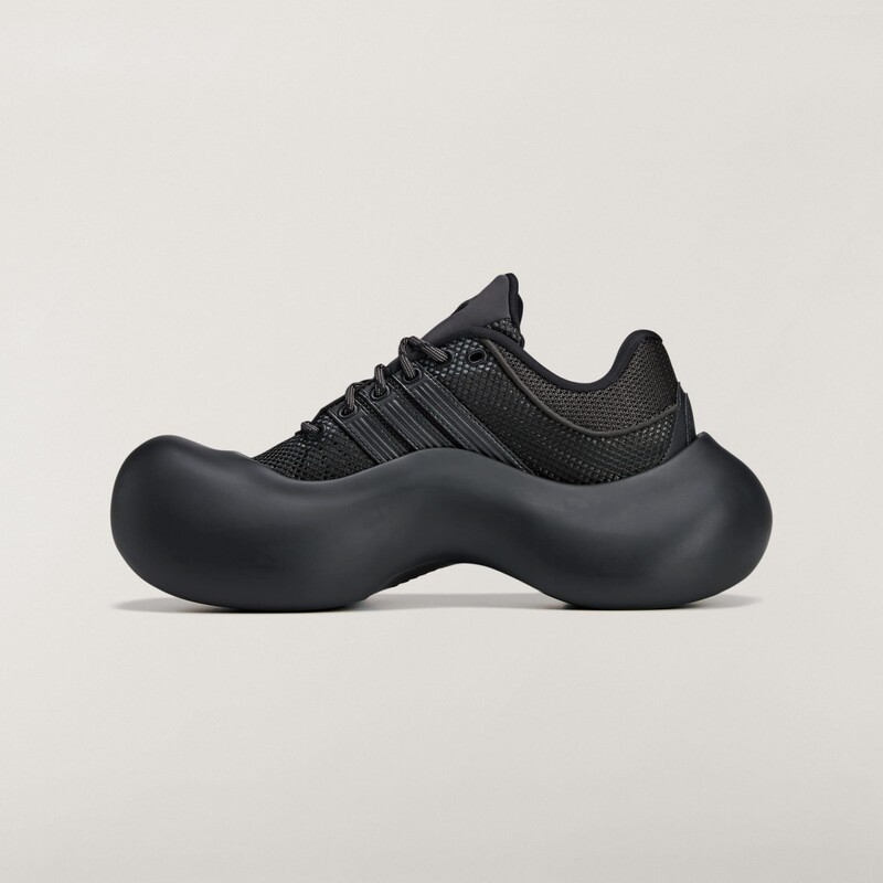 AVAVAV x adidas Megaride Moonrubber "Core Black" | JR4371