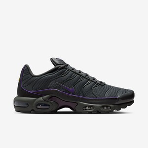 Nike Air Max Plus OG "Iron Grey" | HV8066-001 Nike Air Max Plus OG "Iron Grey" | HV8066-001