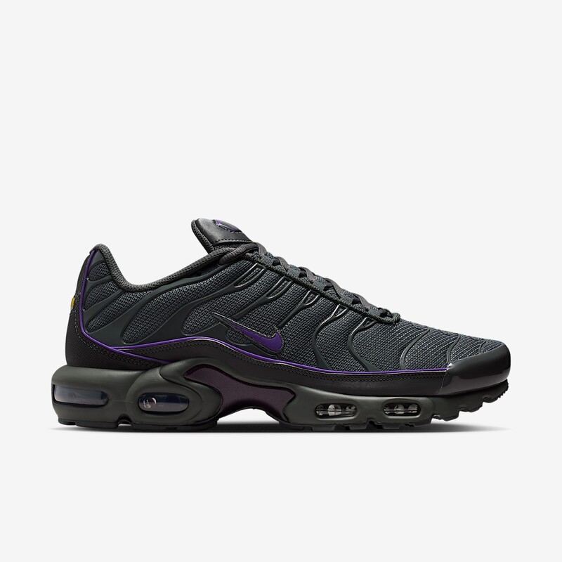 Nike Air Max Plus OG "Iron Grey" | HV8066-001 Nike Air Max Plus OG "Iron Grey" | HV8066-001