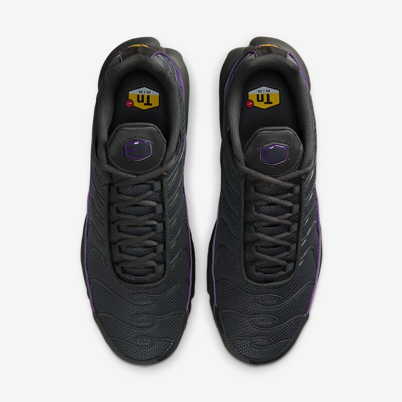 Nike Air Max Plus OG "Iron Grey" | HV8066-001 Nike Air Max Plus OG "Iron Grey" | HV8066-001