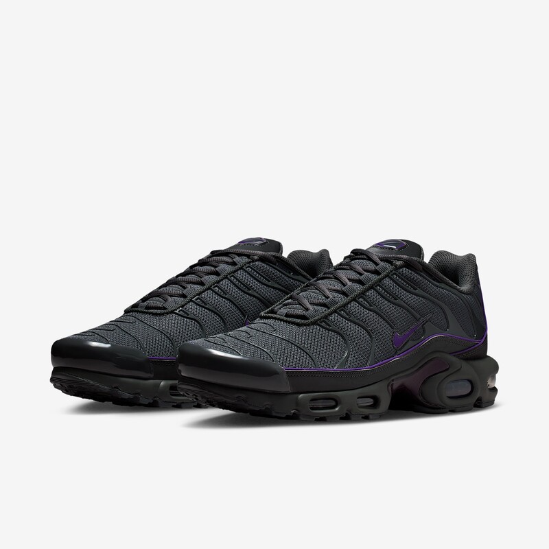 Nike Air Max Plus OG "Iron Grey" | HV8066-001 Nike Air Max Plus OG "Iron Grey" | HV8066-001