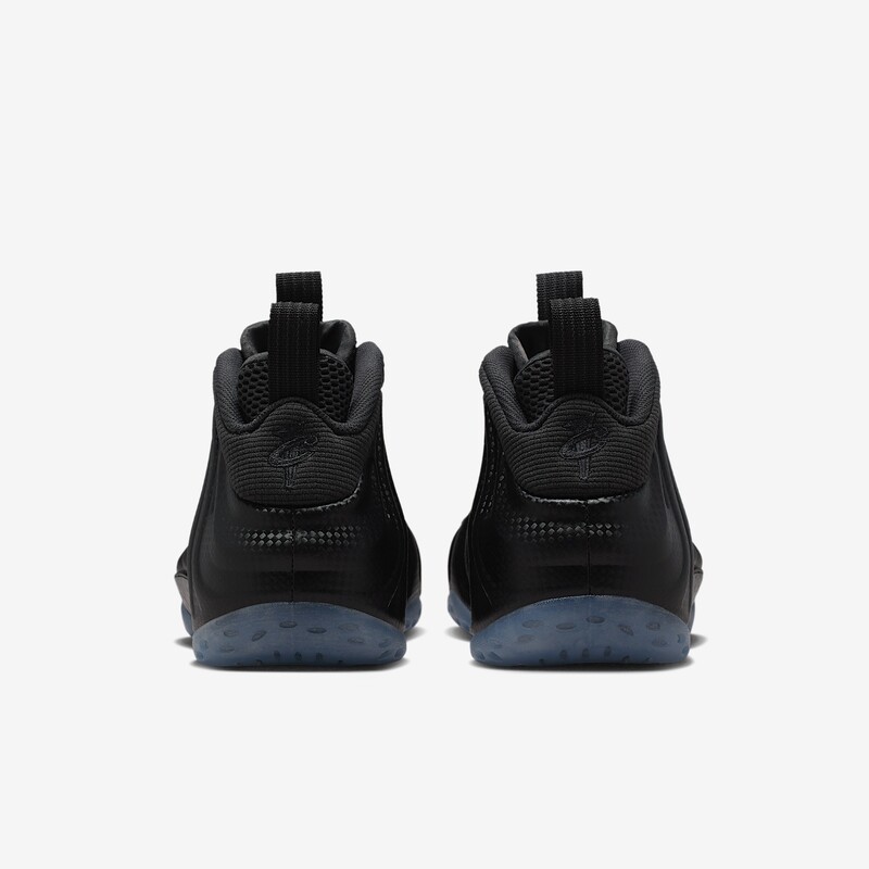 Nike Air Foamposite One "Dark Smoke Grey" | HF2902-002 Nike Air Foamposite One "Dark Smoke Grey" | HF2902-002