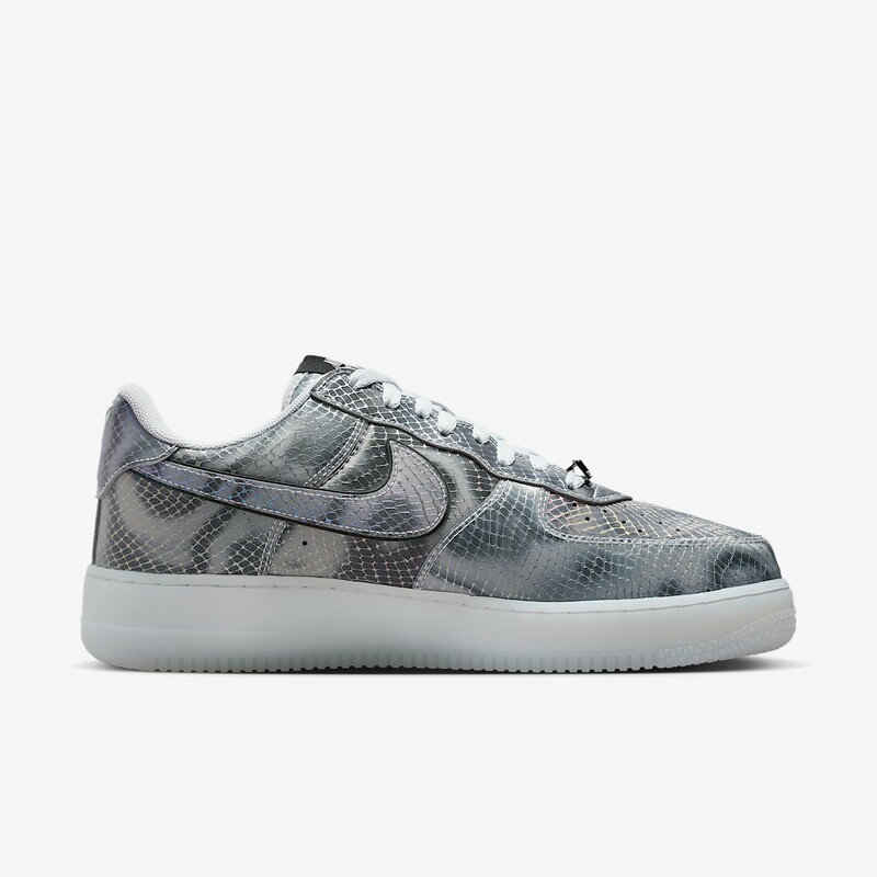 Kobe Bryant x Nike Air Force 1 Low Protro "Lenticular" | II3925-400