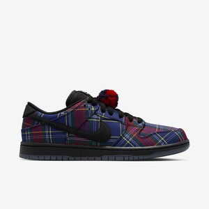Nardwuar x Nike SB Dunk Low Pro QS "Tartan" | II1493-600