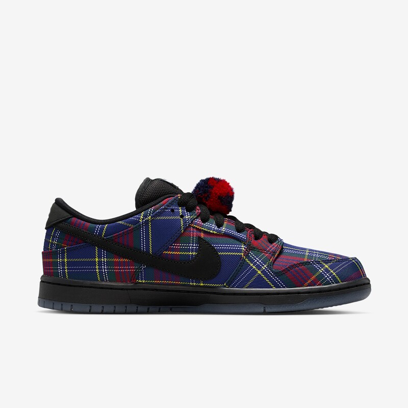 Nardwuar x Nike SB Dunk Low Pro QS "Tartan" | II1493-600
