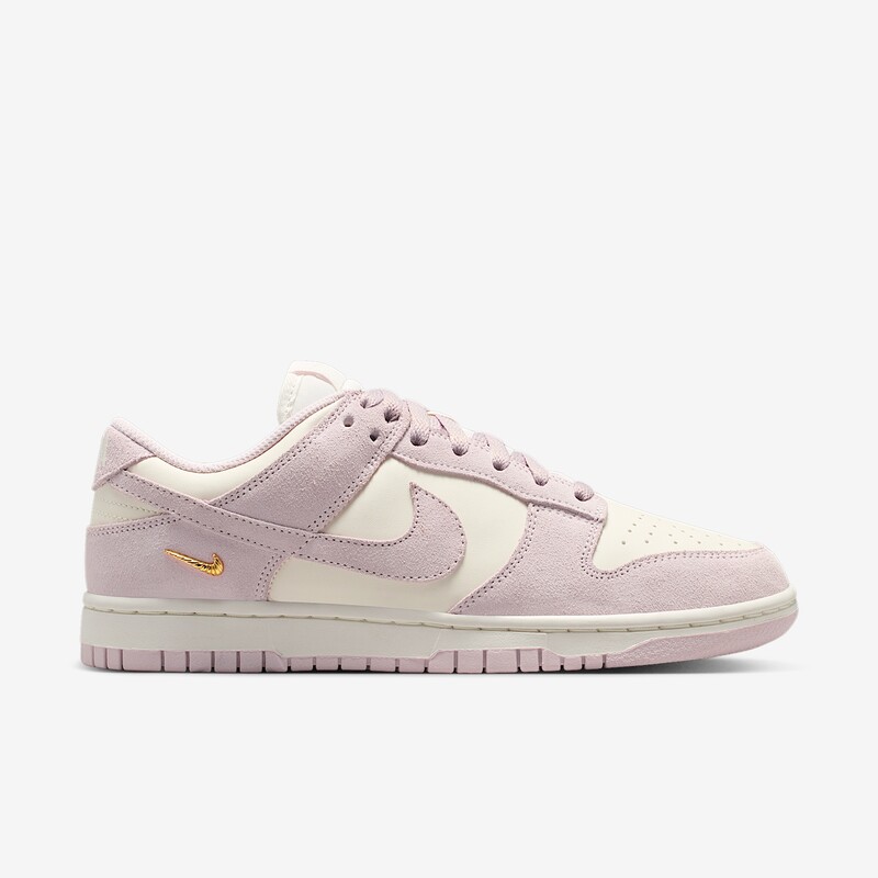 Nike Dunk Low "Pearl Pink" | IO4244-100
