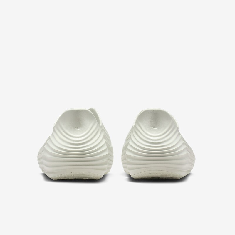 Nike ReactX Rejuven8 "Spruce Aura" | HV5060-005 Nike ReactX Rejuven8 "Spruce Aura" | HV5060-005