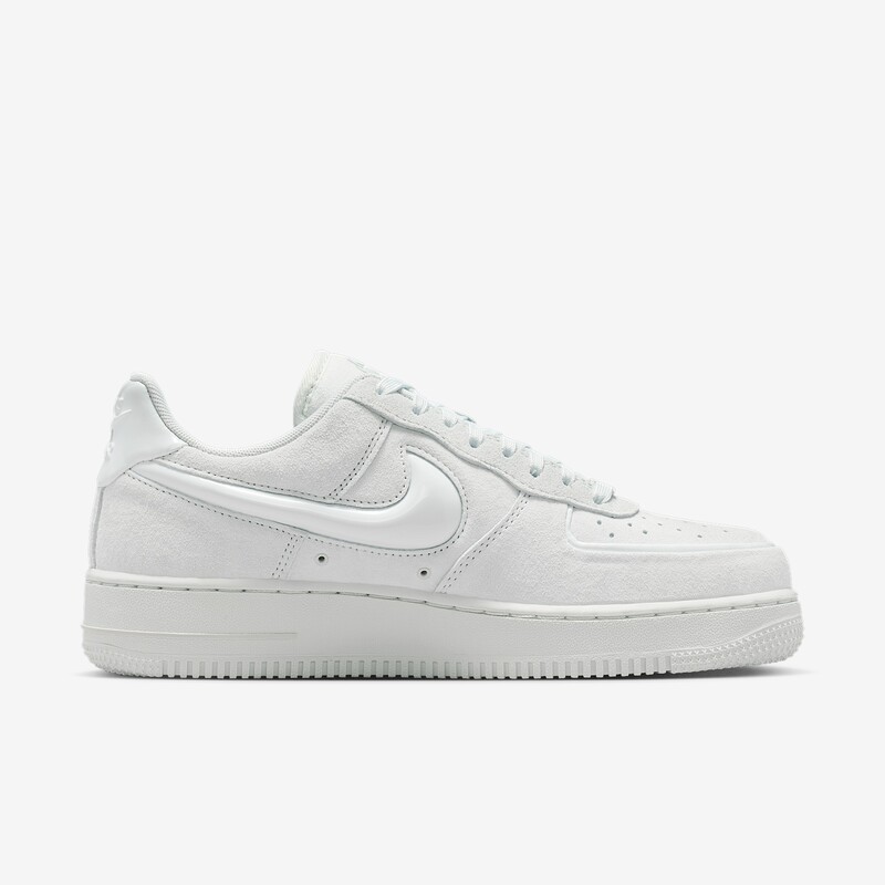 Nike Air Force 1 Low "Light Smoke Grey" - Suede Pack | HV4406-100 Nike Air Force 1 Low "Light Smoke Grey" - Suede Pack | HV4406-100