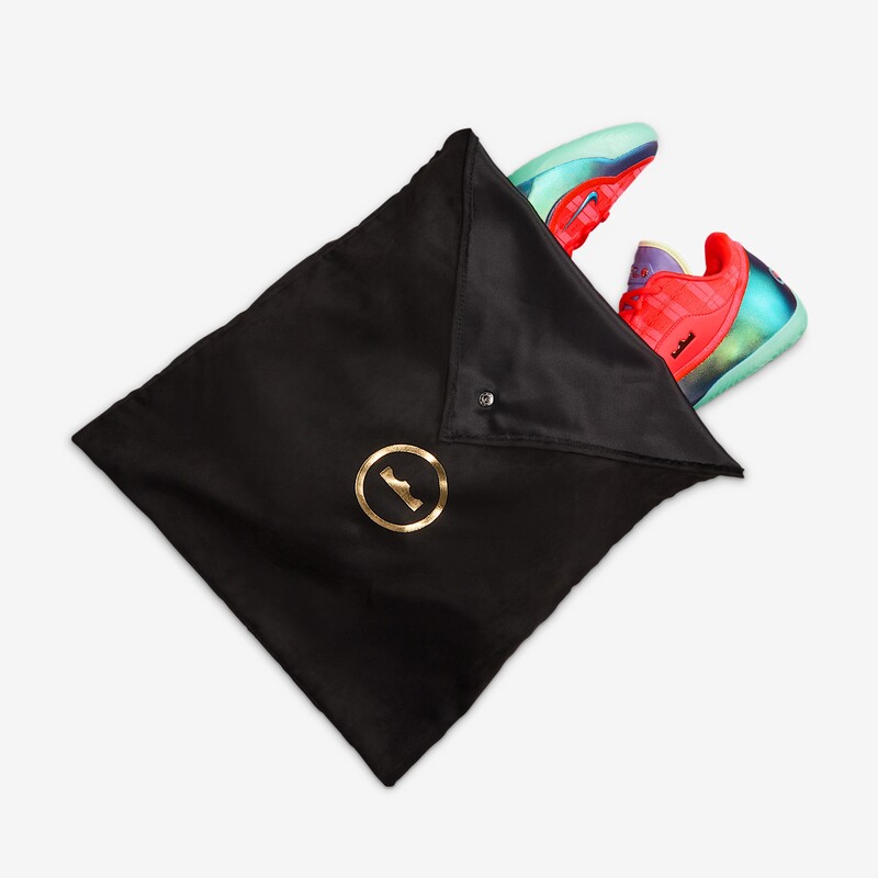 Nike LeBron 23 "Stocking Stuffer" | IH1513-600