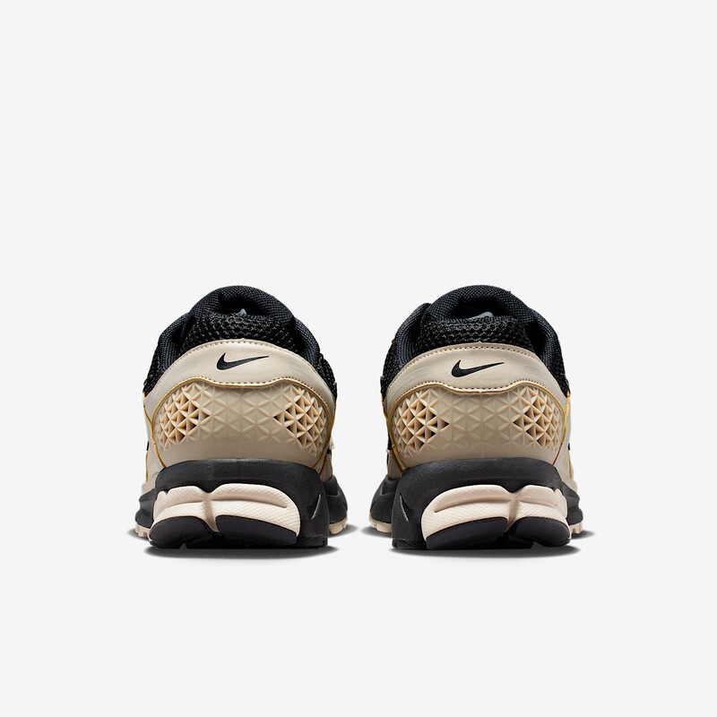 Nike Zoom Vomero 5 "Cream" | FJ4151-008 Nike Zoom Vomero 5 "Cream" | FJ4151-008