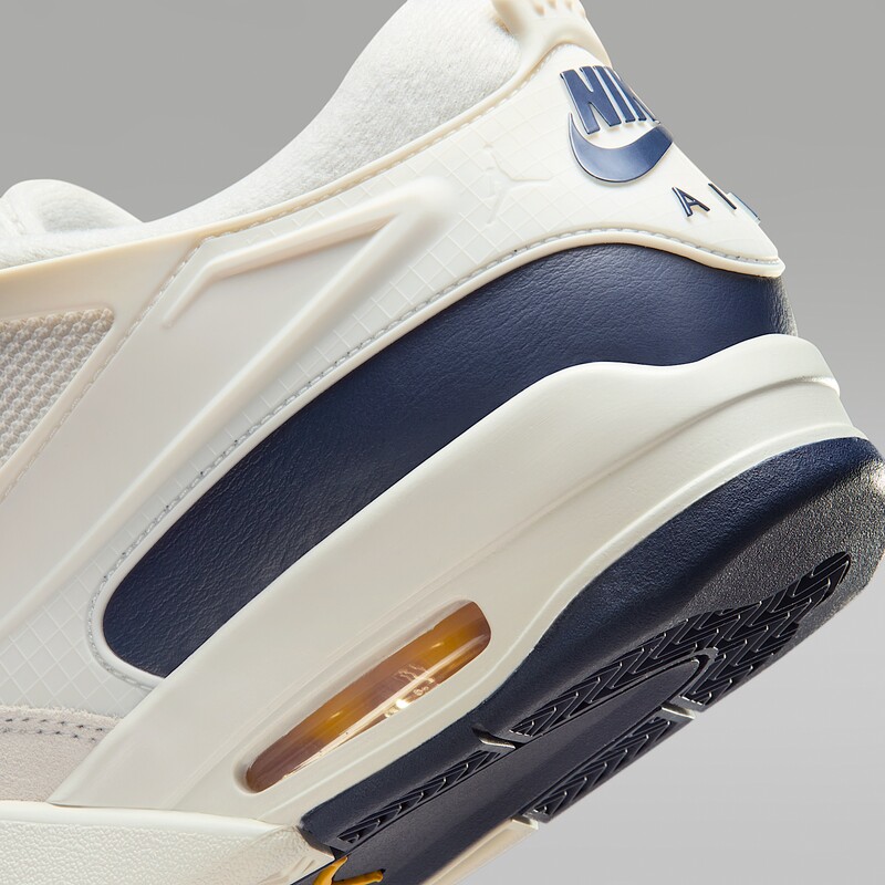 Air Jordan 4 RM "Sail" | FQ7939-107 Air Jordan 4 RM "Sail" | FQ7939-107