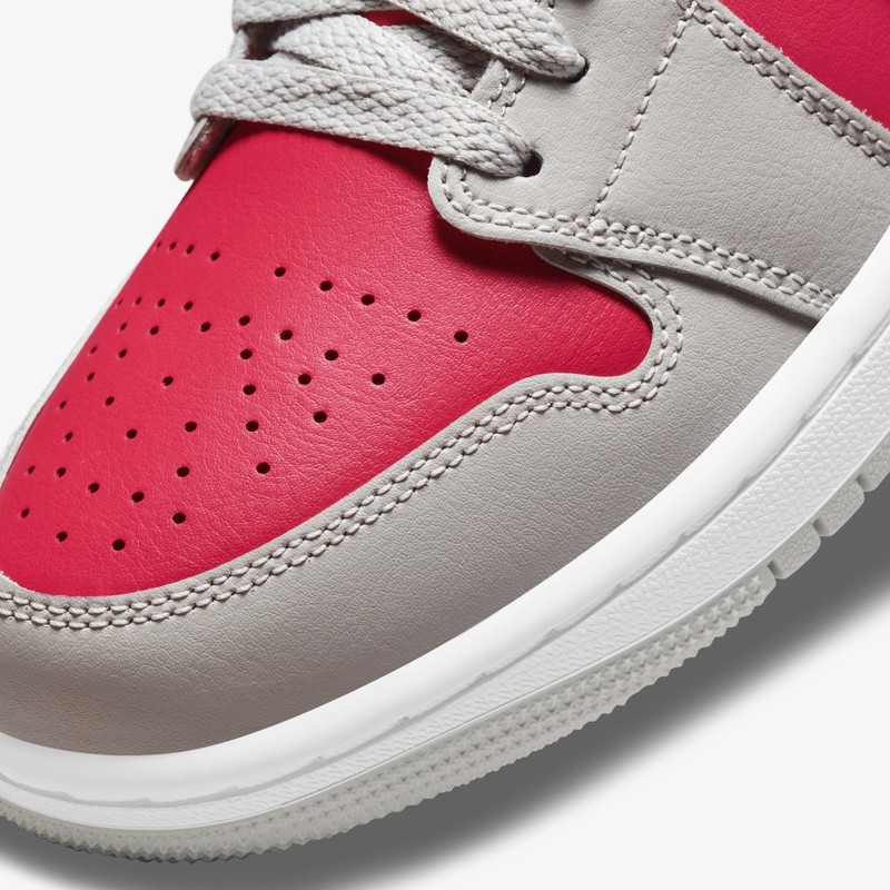 Air Jordan 1 Low Light Iron Ore | DC0774-060
