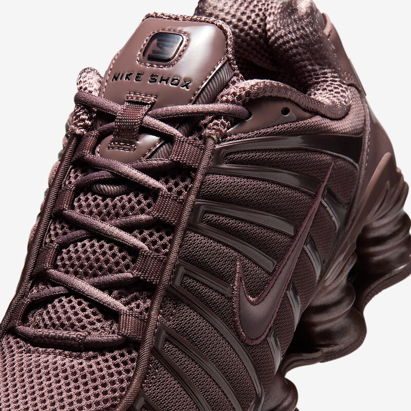 Nike Shox TL "Tattoo" | IB1087-500 Nike Shox TL "Tattoo" | IB1087-500