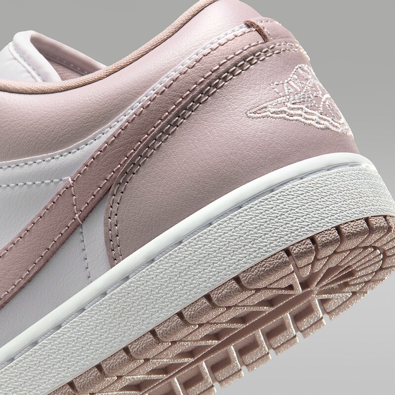 Air Jordan 1 Low "Particle Rose" | DC0774-606 Air Jordan 1 Low "Particle Rose" | DC0774-606