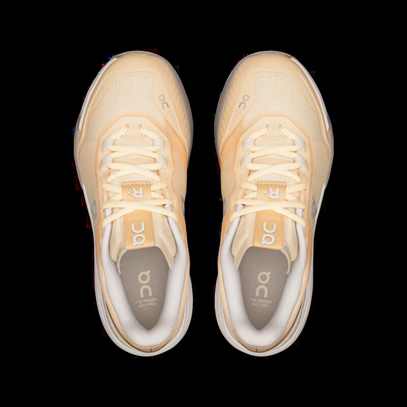 On THE ROGER Advantage Pro "Blonde/Gardenia" | 3WF10184735