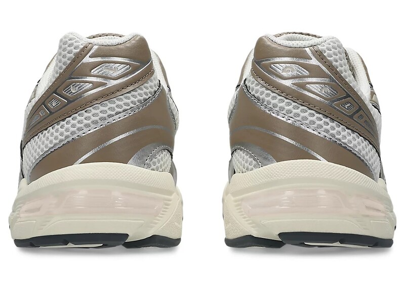 Asics Gel 1130 "Cream" | 1203A609-108