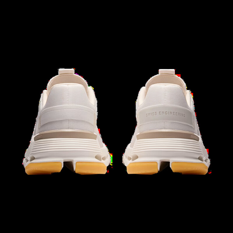 On Cloudnova Form 2 "Ivory/Desert" | 3WE30174804