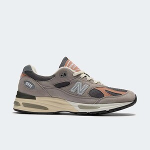 New Balance 991 V2 Made in UK "Grey Salmon" | U991GC2