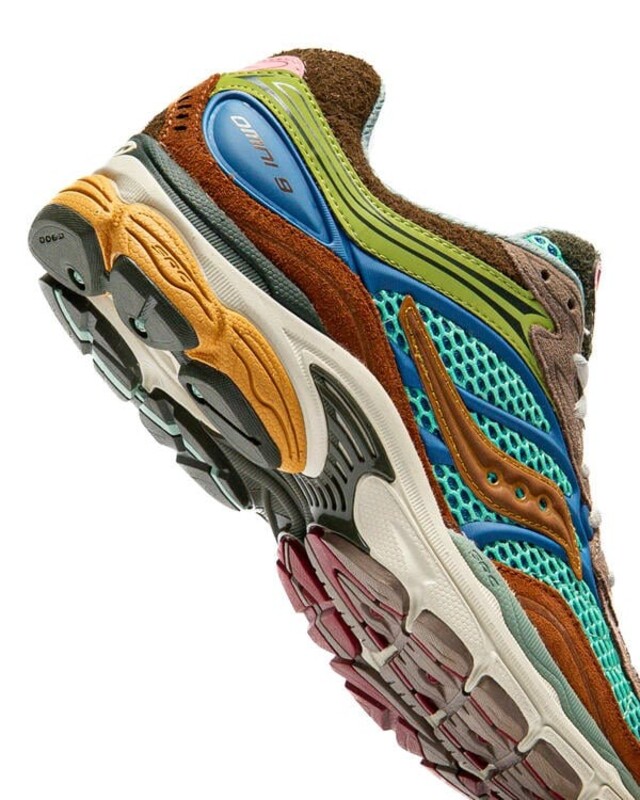 Sneaker Politics x Saucony Progrid Omni 9 "Sportsman's Paradise" | S71032-1