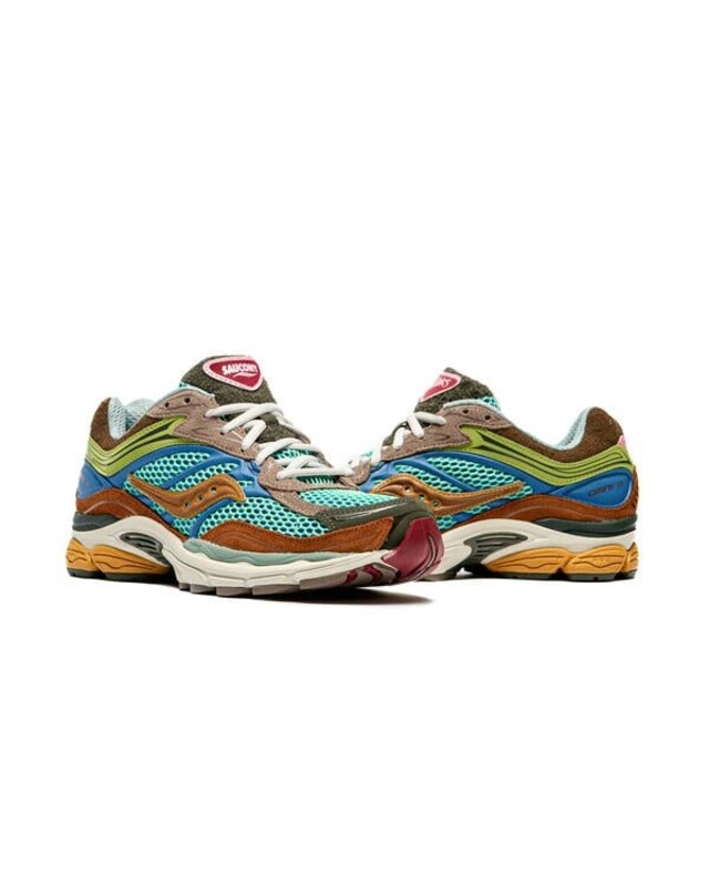 Sneaker Politics x Saucony Progrid Omni 9 "Sportsman's Paradise" | S71032-1