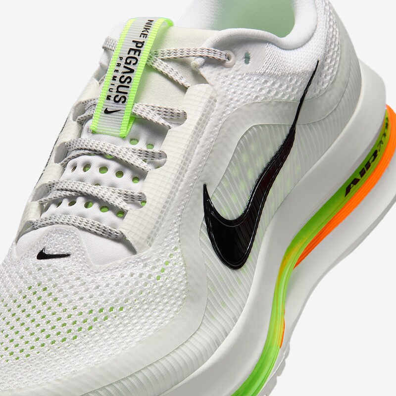Nike Pegasus Premium "Miami Hurricans" | HQ2592-105 Nike Pegasus Premium "Miami Hurricans" | HQ2592-105