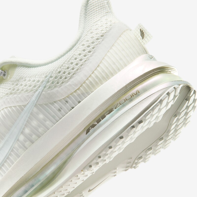 Nike Pegasus Premium "White" | IO9918-100 Nike Pegasus Premium "White" | IO9918-100