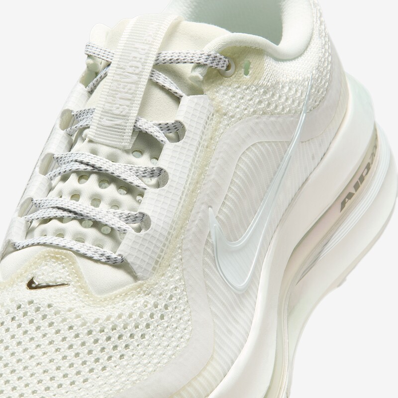 Nike Pegasus Premium "White" | IO9918-100